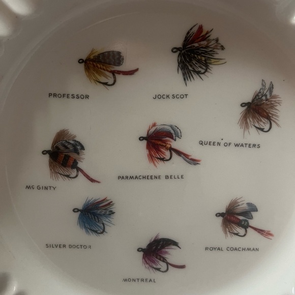 Vintage Catchall Dish Fly Fishing Lures - Picture 3 of 3